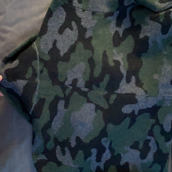 field and flower camo women’s jacket - Picture 6 of 7